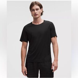 Lululemon fast and Free mesh t-shirt men’s size large